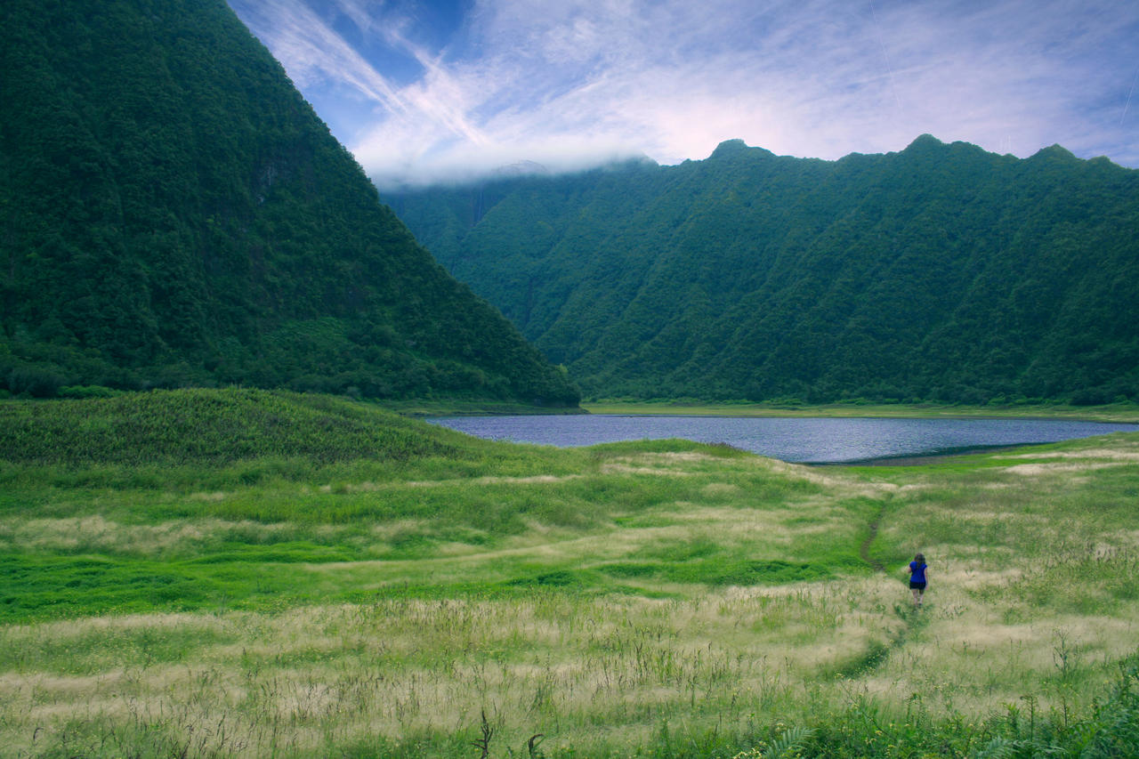 绿色自然秀美群山河水和原野自然旅游山水背景图片免费下载 图星人