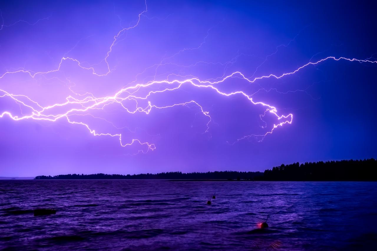 雷高清图片免费下载 图星人